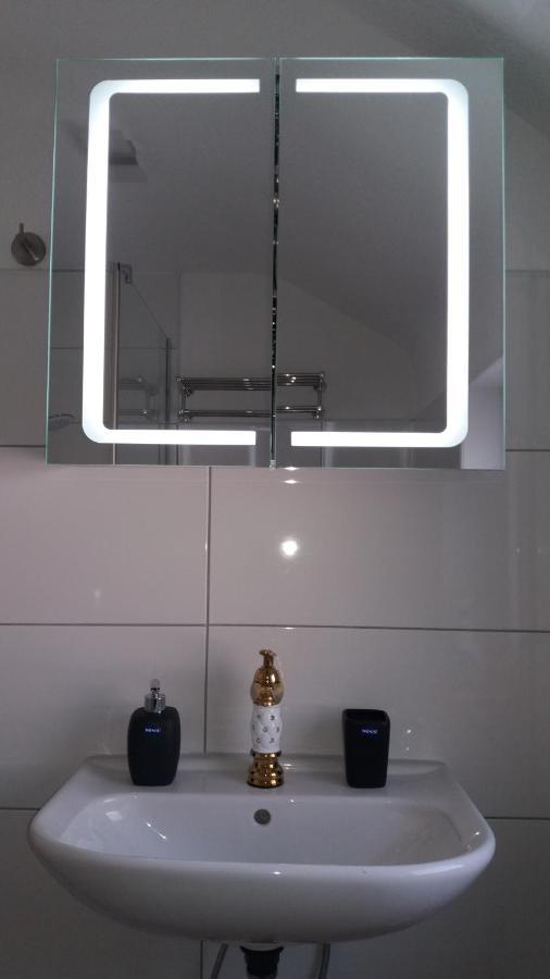 Seewald Gruener Baum - Ruhig & 3X Getrennte Zimmer-2X Boxspringbett Фрідріхсгафен Екстер'єр фото